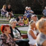 15.08.2020 Kielce. Ogród włoski Pałacu Biskupów Krakowskich. Koncert "Chopinowskie inspiracje" / Jarosław Kubalski / Radio Kielce