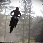 Mandaty dla miłośników jazdy po lesie