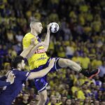 27.10.2021 Kielce. Mecz Ligi Mistrzów: Łomża Viva Kielce - Paris Saint-Germain. Branko Vujović / Jarosław Kubalski / Radio Kielce