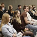 21.10.2021 Michniów. Mauzoleum Martyrologii Wsi Polskich. "Spotkanie z Historią i Architekturą" / Jarosław Kubalski / Radio Kielce