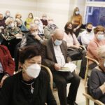 22.10.2021 Kielce. Wojewódzka Biblioteka Publiczna. Promocja książki Jerzego Daniela "Całym sobą" / Jarosław Kubalski / Radio Kielce