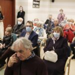 22.10.2021 Kielce. Wojewódzka Biblioteka Publiczna. Promocja książki Jerzego Daniela "Całym sobą" / Jarosław Kubalski / Radio Kielce