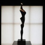 3.10.2021 Kielce. Galeria Wieża Sztuki. Wystawa rzeźb Stanisława Wysockiego / Jarosław Kubalski / Radio Kielce