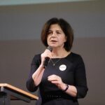 26.10.2021 Kielce. WDK. Konferencja na temat bezpieczeństwa dzieci i młodzieży w internecie. Wicekurator oświaty w Kielcach Katarzyna Nowacka / Jarosław Kubalski / Radio Kielce