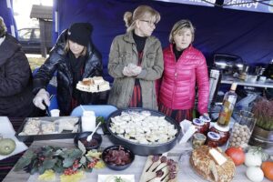 10.09.2021 Ciekoty. Festyn "Smaki Babiego lata" / Jarosław Kubalski / Radio Kielce