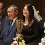 11.10.2021 Kielce. Gala konkursu "Świętokrzyski Anioł Dobroci". Statuetkę otrzymała Monika Wzorek z Fundacji Dajemy Wybór w z Kazimierzy Wielkiej / Jarosław Kubalski / Radio Kielce