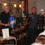 Paryż muzycznym szlakiem / Paweł Szafarczyk