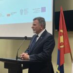 20.10.2021. Sudół. Otwarcie Krzemionek po remoncie. Na zdjęciu poseł Andrzej Kryj / Emilia Sitarska / Radio Kielce