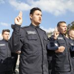 01.10.2021. Kielce. Ślubowanie klas mundurowych ZDZ / Wiktor Taszłow / Radio Kielce