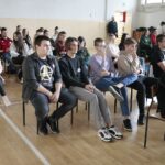 01.10.2021. Kielce. Wojewoda promuje akcje "Świętokrzyskie nie hejtuje" w ZSE im. Mikołaja Kopernika / Wiktor Taszłow / Radio Kielce