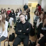 01.10.2021. Kielce. Wojewoda promuje akcje "Świętokrzyskie nie hejtuje" w ZSE im. Mikołaja Kopernika / Wiktor Taszłow / Radio Kielce