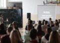 01.10.2021. Kielce. Wojewoda promuje akcje "Świętokrzyskie nie hejtuje" w ZSE im. Mikołaja Kopernika / Wiktor Taszłow / Radio Kielce