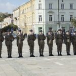 01.10.2021. Kielce. Ślubowanie klas mundurowych ZDZ / Wiktor Taszłow / Radio Kielce