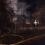 25.10.2021. Błotnica. Pożar domu / straż pożarna