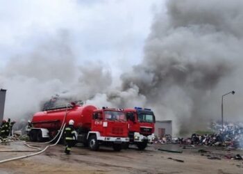 Pożar w na składowisku w Kamieńcu / PSP