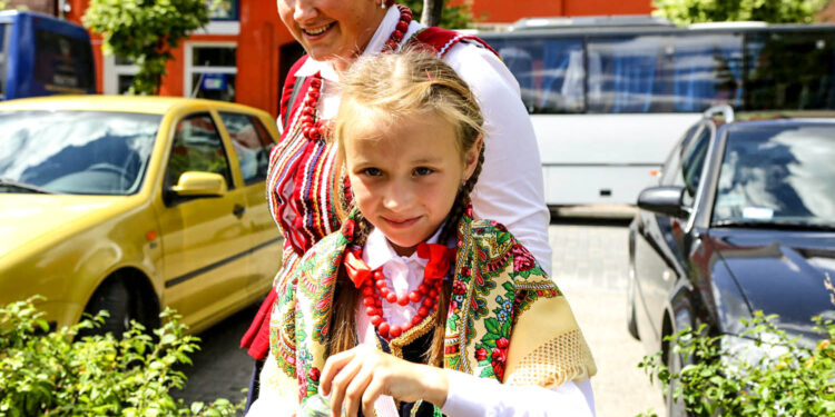 7.8.2016 Chmielnik. Przegląd Zespołów Folklorystycznych / Wojciech Habdas / Radio Kielce