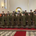 14.11.2021. Skarżysko-Kamienna. Msza Święta w intencji pracowników Zakładów Metalowych „MESKO”. Na zdjęciu: reprezentacyjny zespół artystyczny Wojska Polskiego / Paulina Michta / Radio Kielce