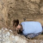 15.11.2021. Warszawa. Prace ekshumacyjne w grobie Marszałka Edwarda Śmigłego-Rydza / IPN