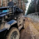 26.11.2021. Granica polsko-białoruska. Oddział specjalsów na patrolu / KPP Hajnówka