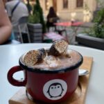 Muzyczne podróże. Szlakiem kawy we Lwowie / Iwona Witek