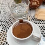 Muzyczne podróże. Szlakiem kawy we Lwowie / Iwona Witek