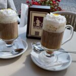 Muzyczne podróże. Szlakiem kawy we Lwowie / Iwona Witek