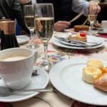 Muzyczne podróże. Szlakiem kawy we Lwowie / Iwona Witek