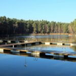 30.11.2021. Golejów. Drugi etap rewitalizacji kompleksu jezior / Urząd Miasta w Staszowie