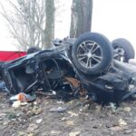 03.11.2021. Śmierć podróżnych po uderzeniu w drzewo / KP PSP w Kościanie