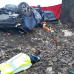 03.11.2021. Śmierć podróżnych po uderzeniu w drzewo / KP PSP w Kościanie
