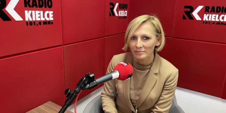 Na zdjęciu: Ewa Kondek - zastępca burmistrza Staszowa / Grażyna Szlęzak-Wójcik / Radio Kielce