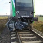 02.11.2021. Antoniówka. Szynobus uderzył w samochód osobowy / OSP Zaklików