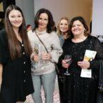 06.11.2021. Pińczów. Otwarcie wyremontowanego Domu Ariańskiego i nowej wystawy. Na zdjęciu (od lewej): Teresa Bochwic z Krajowej Rady Radiofonii i Telewizji, Janusz Knap – prezes Radia Kielce i Zbigniew Koniusz - wojewoda świętokrzyski / Marta Gajda-Kruk / Radio Kielce