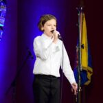 27.11.2021. Sandomierz. V Festiwal Piosenki Religijno-Patriotycznej. Na zdjęciu Aleksander Szwarnowiecki / ks. Grzegorz Słodkowski / Diecezja Sandomierska