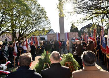 11.11.2021. Końskie. Obchody 103. rocznicy odzyskania przez Polskę niepodległości / Magdalena Galas-Klusek / Radio Kielce