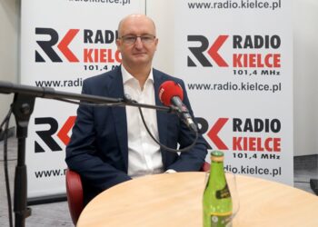 26.09.2021. Kielce. Studio Polityczne Radia Kielce. Na zdjęciu: Piotr Wawrzyk - PiS / Dionizy Krawczyński / Radio Kielce