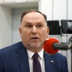 07.11.2021. Kielce. Studio Polityczne Radia Kielce. Na zdjęciu: Marek Kwitek - PiS / Kamil Król / Radio Kielce