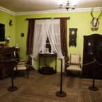 07.11.2021. Skansen w Tokarni. Dworek z Suchedniowa / Jarosław Kubalski / Radio Kielce