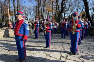 11.11.2021. Sandomierz. Obchody 103. rocznicy odzyskania przez Polskę niepodległości / Grażyna Szlęzak-Wójcik / Radio Kielce