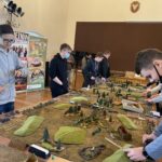 13.11.2021. Sandomierz. Rozgrywki w grę   „Wrzesień 39” / Grażyna Szlęzak-Wójcik / Radio Kielce