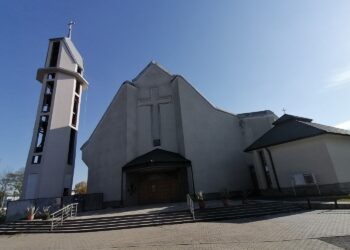 12.10.2021. Busko-Zdrój. Termomodernizacja parafii św. Brata Alberta w Busku-Zdroju / Marta Gajda-Kruk / Radio Kielce