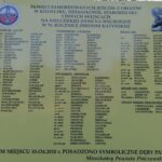 10.11.2021. Michałów. Nowy krzyż upamiętniający 90 zamordowanych mieszkańców powiatu pińczowskiego i okolic z obozów w Kozielsku, Ostaszkowie, Starobielsku i innych miejscach na nieludzkiej ziemi na wschodzie / Marta Gajda-Kruk / Radio Kielce