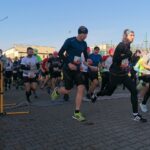 11.11.2021. Pińczów. IX Bieg na Grochowiska / Marta Gajda-Kruk / Radio Kielce