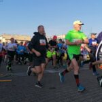 11.11.2021. Pińczów. IX Bieg na Grochowiska / Marta Gajda-Kruk / Radio Kielce