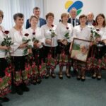 18.11.2021. Pińczów. Koło Gospodyń Wiejskich "Młodzawy Dziś i Jutro" z wizytą u wojewody świętokrzyskiego / Marta Gajda-Kruk / Radio Kielce