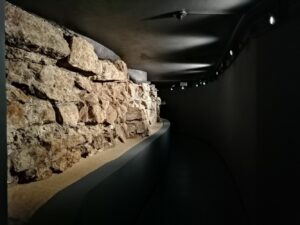 23.11.2021. Wiślica. Muzeum Archeologiczne / Marta Gajda-Kruk / Radio Kielce