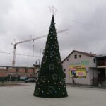 29.11.2021. Kazimierza Wielka. Choinka na Rynku / Marta Gajda / Radio Kielce