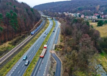 23.11.2021. Kielce. Budowa ścieżki rowerowej na ulicy Krakowskiej / Jarosław Kubalski / Radio Kielce