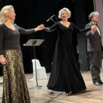 24.11.2021. Skarżysko-Kamienna. Koncert Mickiewicz w pieśni. Na zdjęciu (od lewej): Małgorzata Kowalska, Renata Drozd i Marcin Brykczyński / Anna Głąb / Radio Kielce