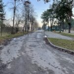 25.11.2021. Chęciny. Droga dojazdowa do Jaskini Raj / Marcin Marszałek  / Radio Kielce